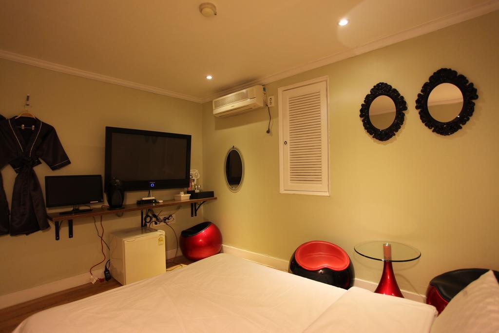 Hotel Goguma Shinchon โซล ภายนอก รูปภาพ