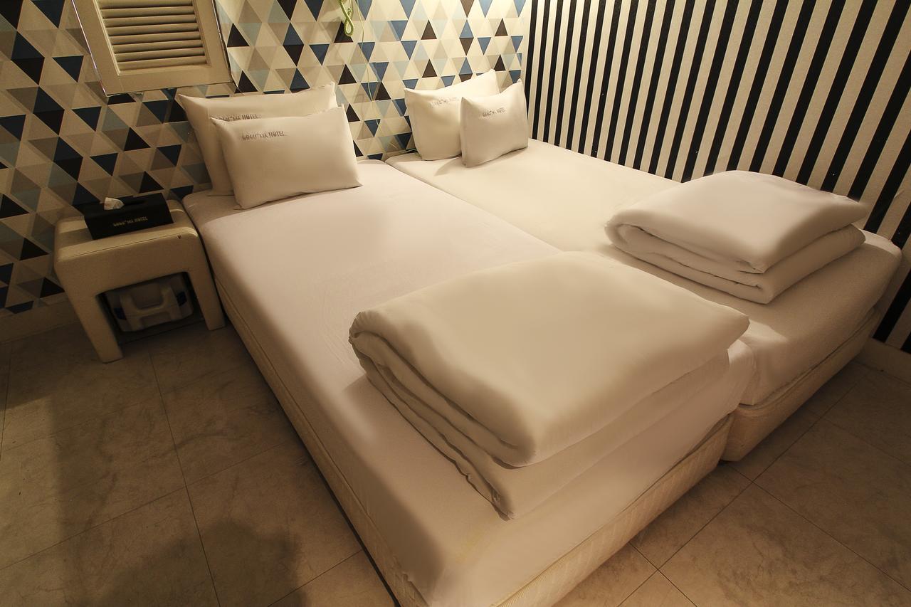Hotel Goguma Shinchon โซล ภายนอก รูปภาพ