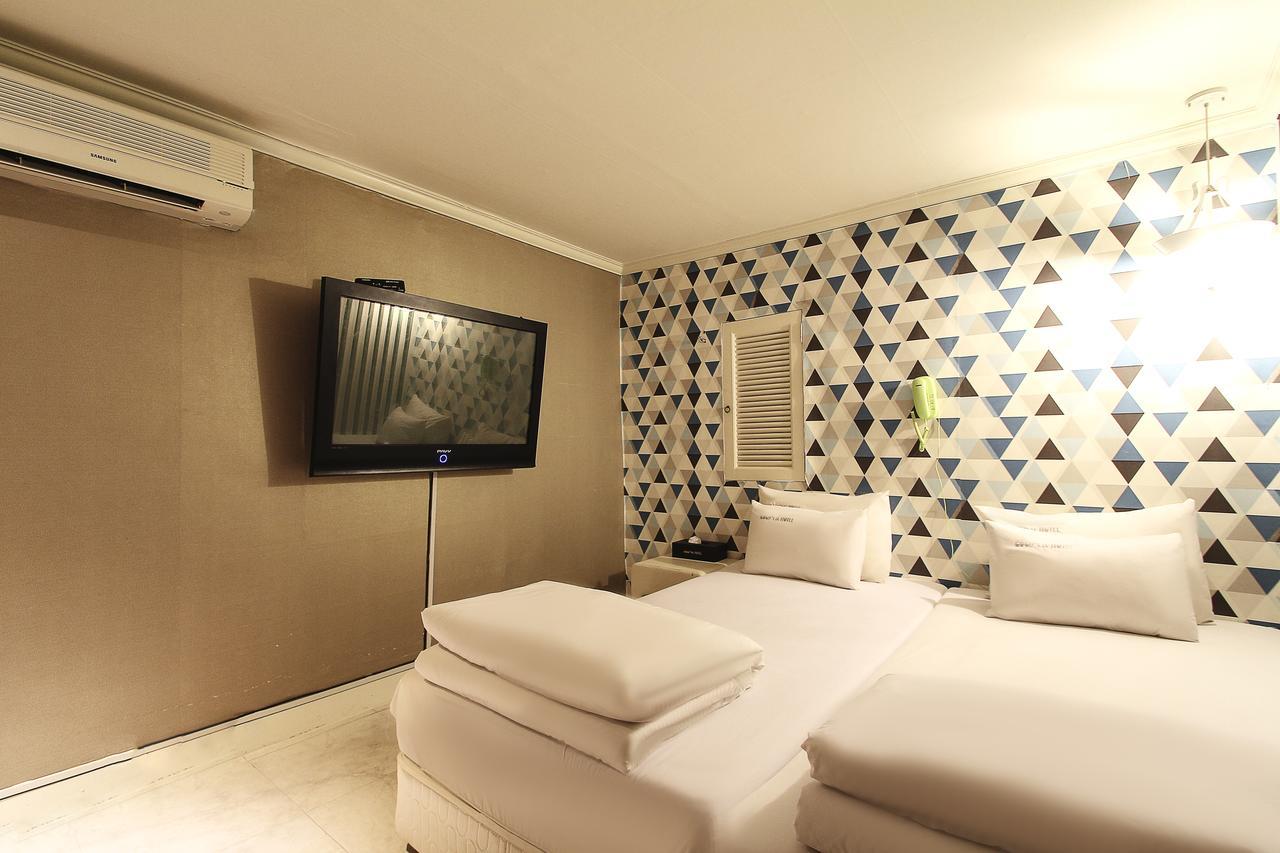 Hotel Goguma Shinchon โซล ภายนอก รูปภาพ