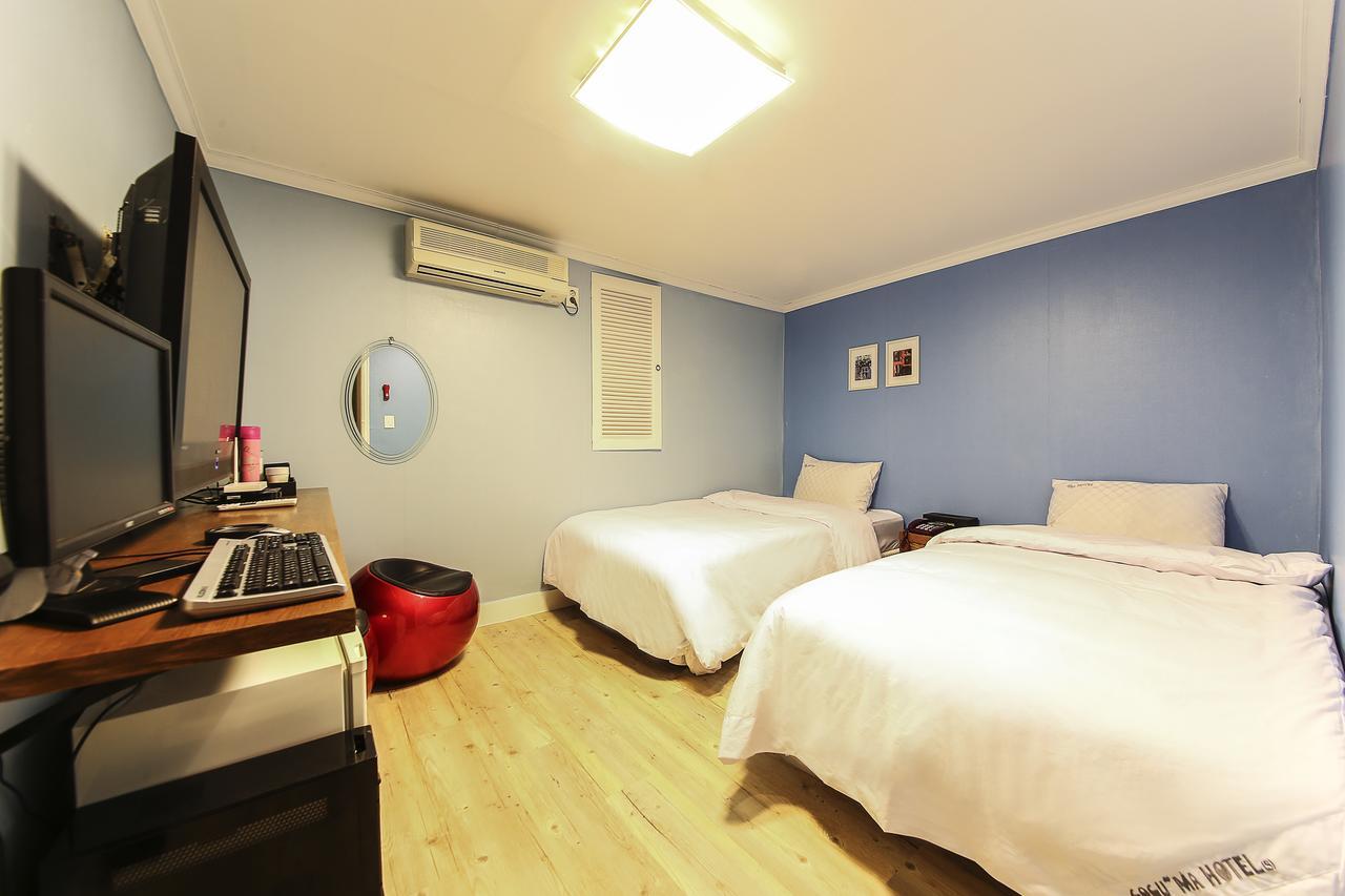 Hotel Goguma Shinchon โซล ภายนอก รูปภาพ